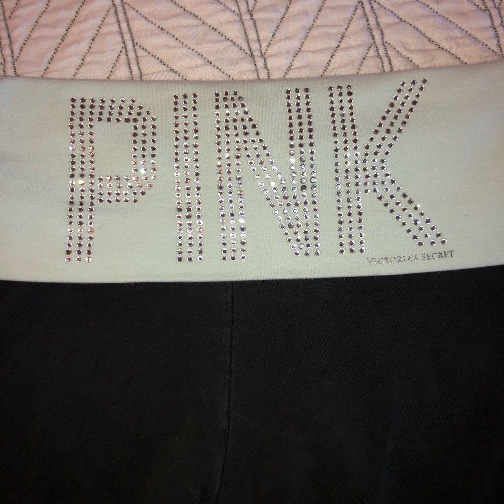 VS Pink yoga pants